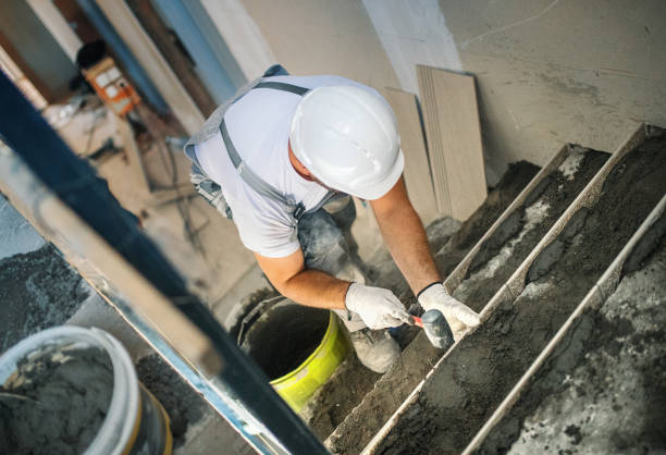 Best Concrete Flooring Contractor  in Keshena, WI